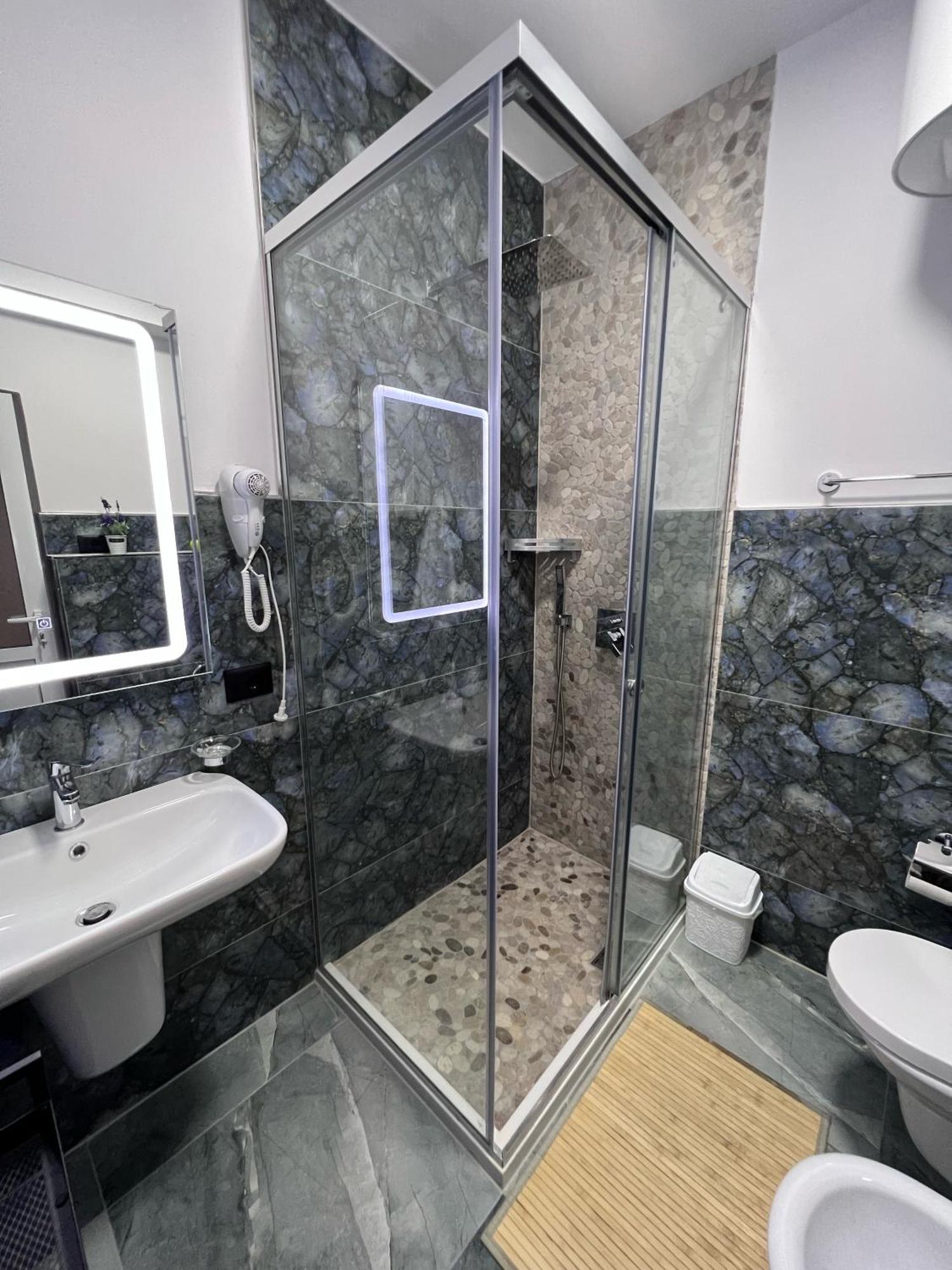 Sunset Apartments Lungomare Vlorë 외부 사진