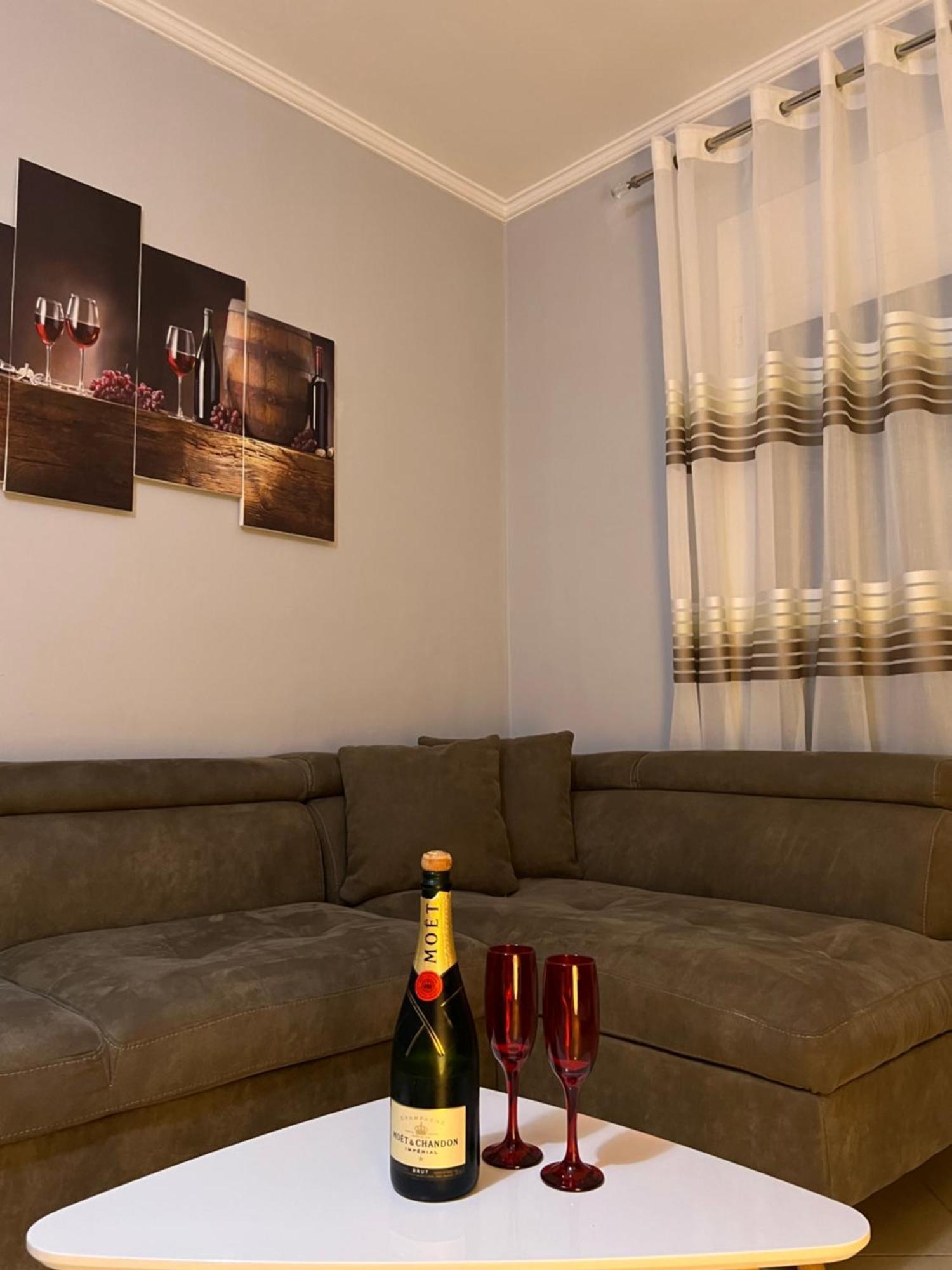 Sunset Apartments Lungomare Vlorë 외부 사진