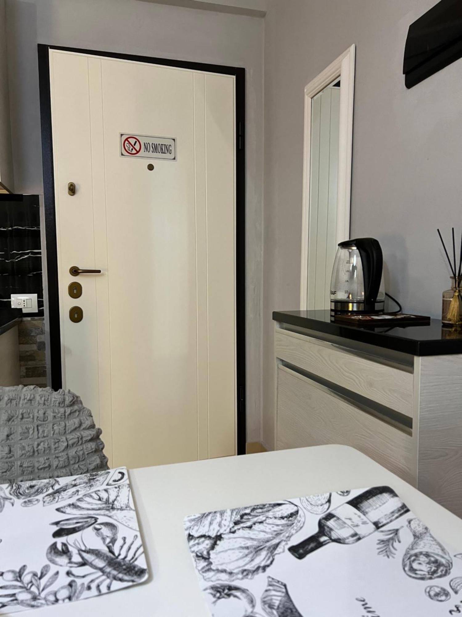 Sunset Apartments Lungomare Vlorë 외부 사진