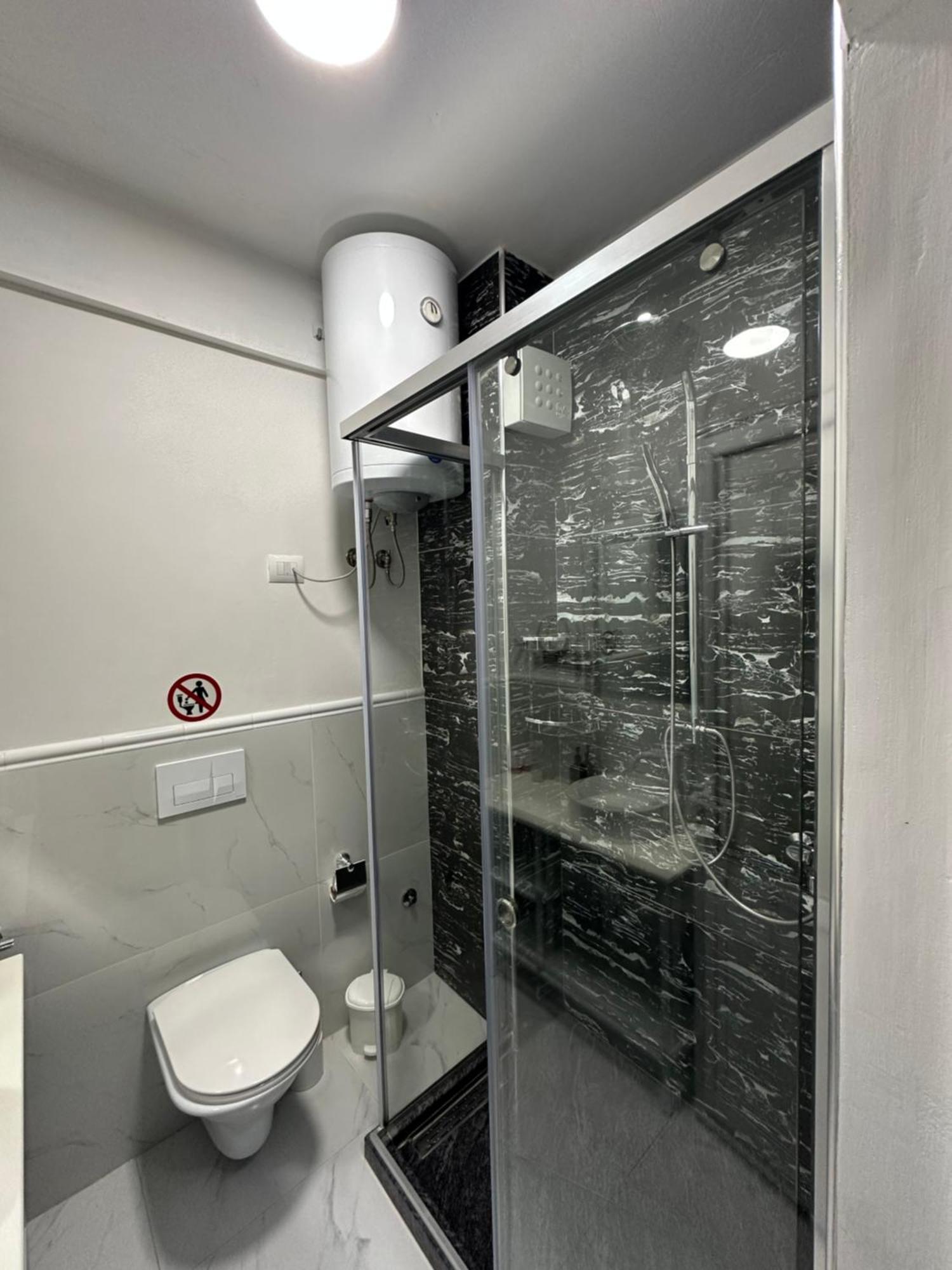 Sunset Apartments Lungomare Vlorë 외부 사진